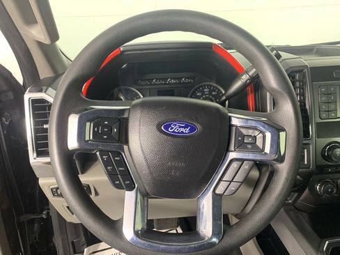 Used 2018 Ford F150 XLT image 22
