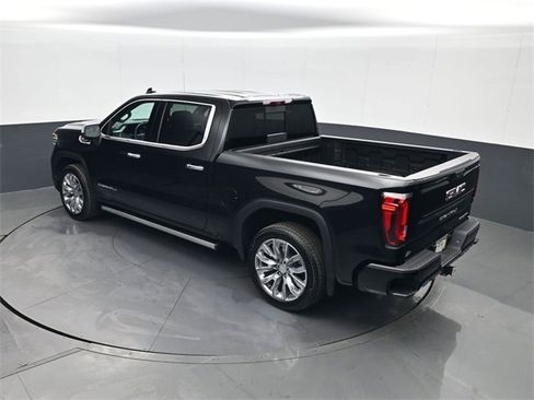 Certified 2025 GMC Sierra 1500 Denali image 19