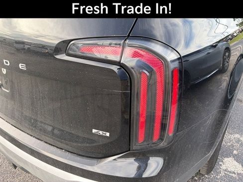 Used 2024 Kia Telluride SX Prestige w/ Towing Package AWD/4WD image 10