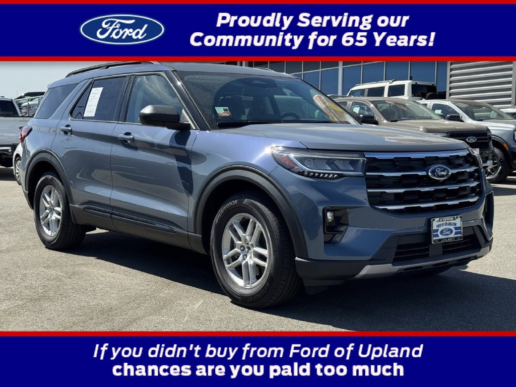 Used 2026 Ford Explorer Active w/ Active Comfort Package RWD image 1