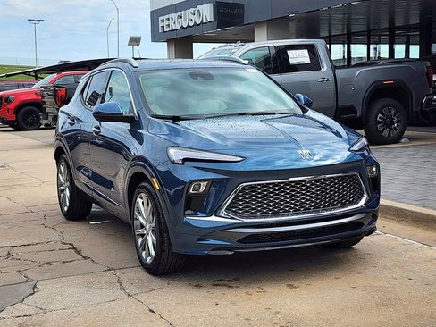 New 2026 Buick Encore GX Avenir FWD image 2