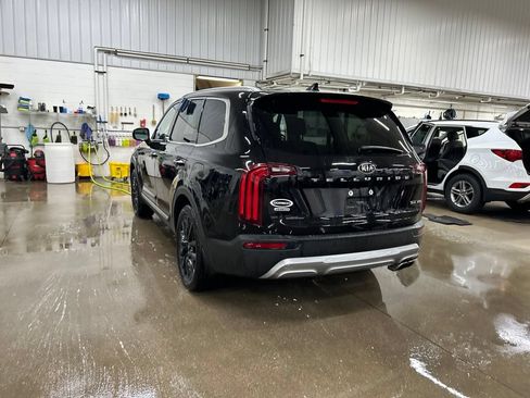 Used 2020 Kia Telluride SX w/ SX Prestige Package AWD/4WD image 4