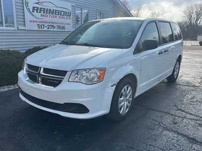 Used 2019 Dodge Grand Caravan SE w/ Rear Park Assist Package