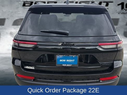 New 2025 Jeep Grand Cherokee Limited w/ Black Appearance Package image 5