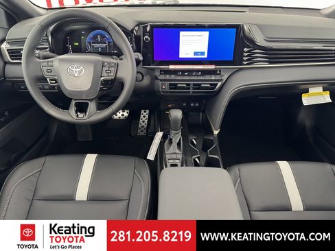 New 2026 Toyota Camry SE image 7