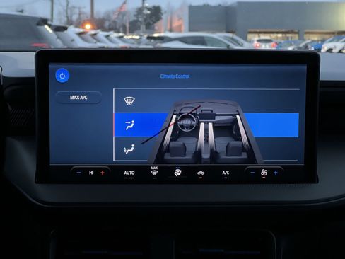 New 2025 Ford Maverick Lobo image 20