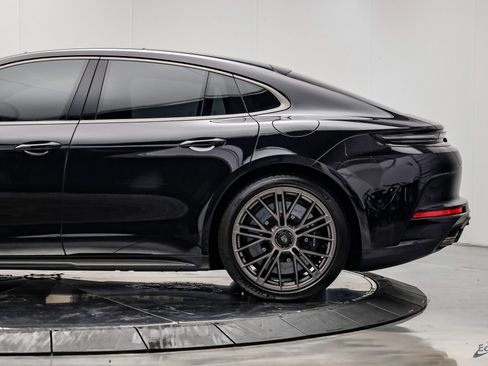 Used 2026 Porsche Panamera Turbo S AWD/4WD image 9