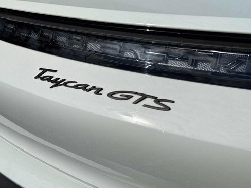 Used 2024 Porsche Taycan GTS image 18