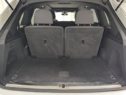 Used 2023 Audi Q7 2.0T Premium Plus w/ Premium Plus Package image 29