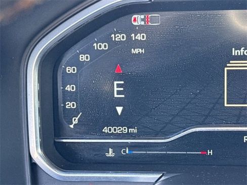 Used 2024 GMC Sierra 1500 AT4 w/ Technology Package image 16