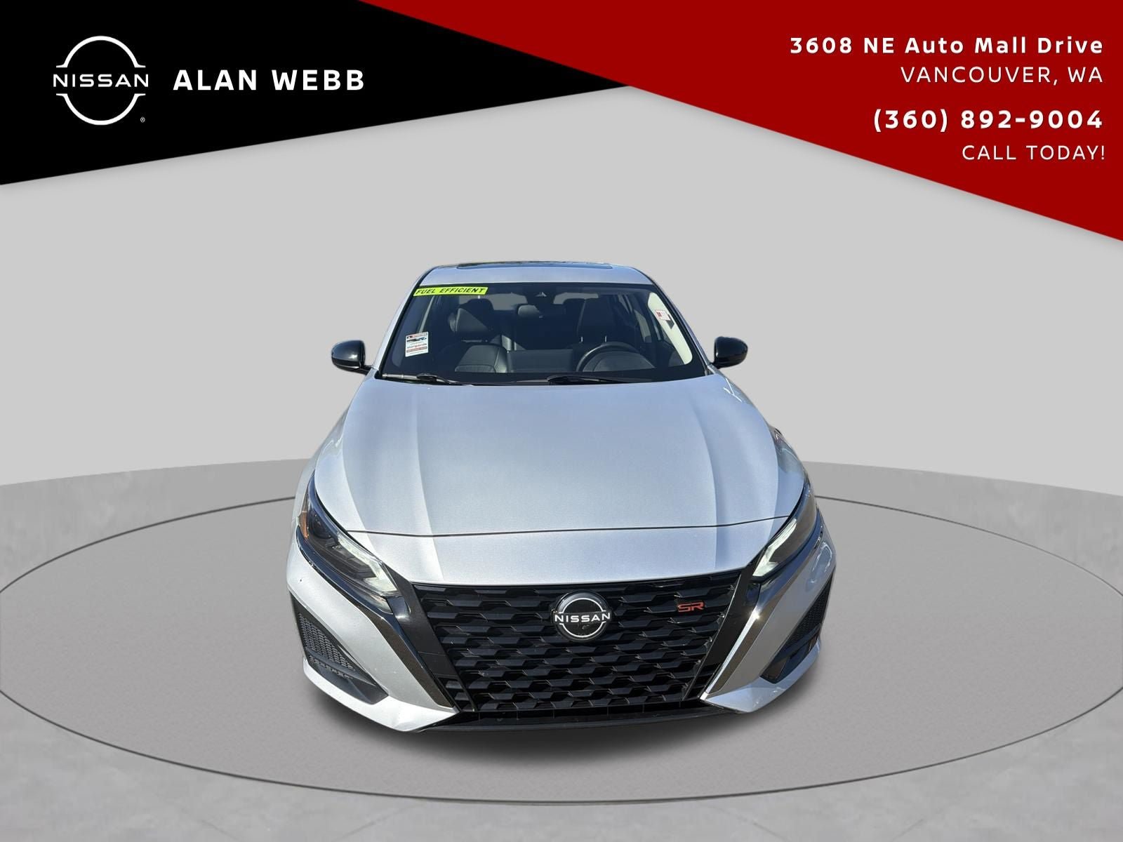 Used 2024 Nissan Altima 2.5 SR w/ SR Premium Package FWD image 8