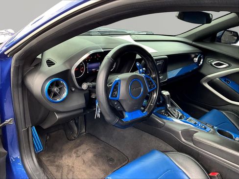 Used 2019 Chevrolet Camaro LT w/ RS Package RWD image 15