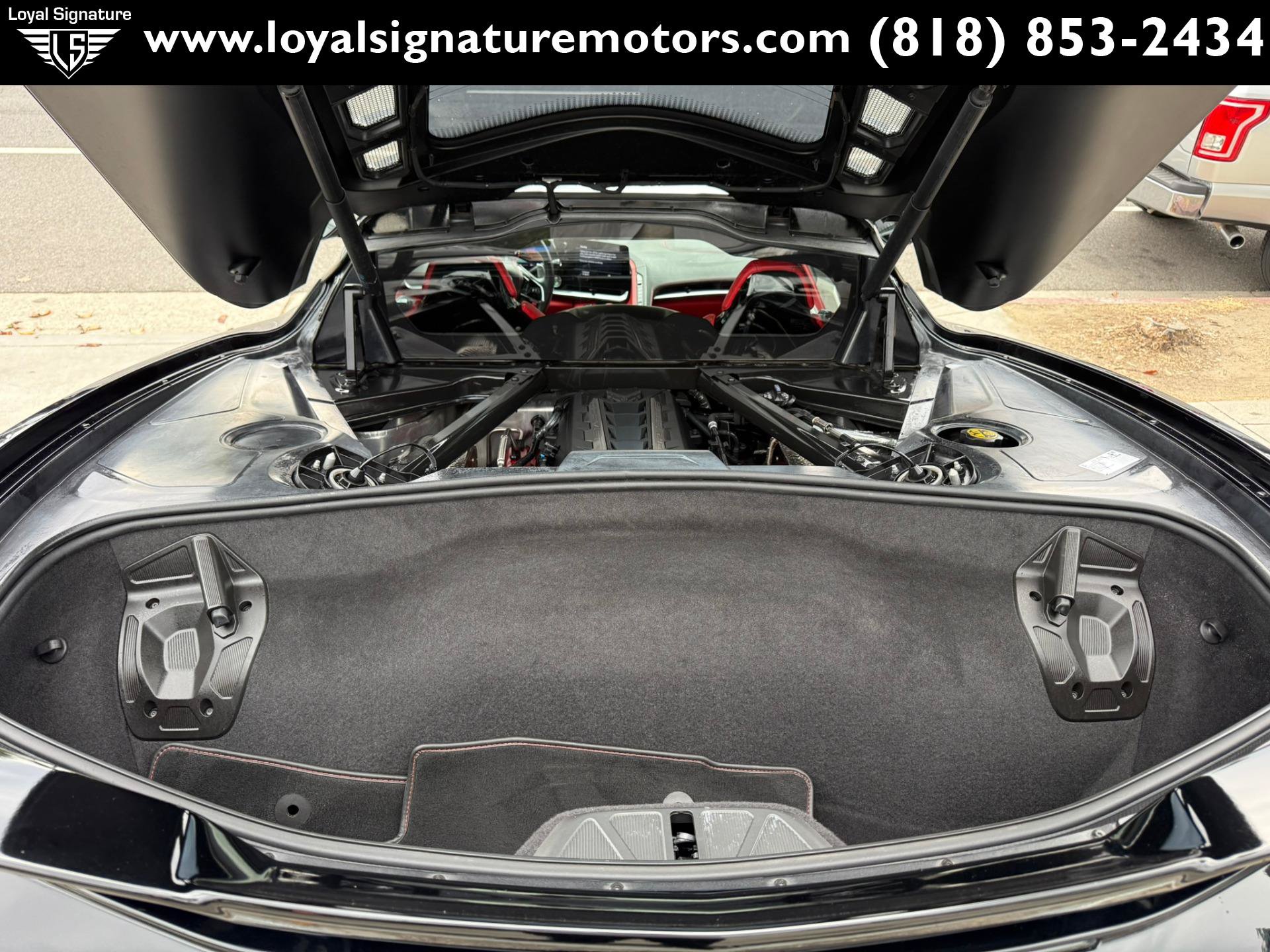 Used 2022 Chevrolet Corvette Stingray Premium Cpe w/ Z51 Performance Package RWD image 9