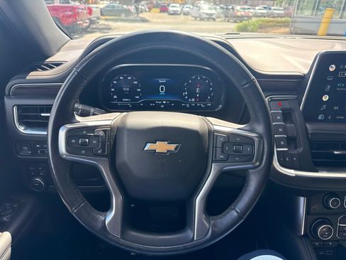 Used 2022 Chevrolet Tahoe LT w/ Luxury Package AWD/4WD image 24