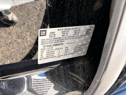 Used 2017 Cadillac Escalade Luxury image 36