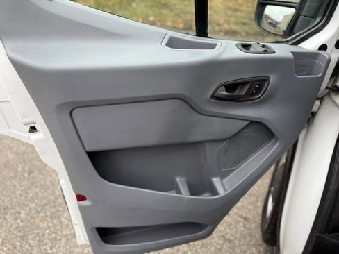Used 2017 Ford Transit 150 130 Low Roof image 18