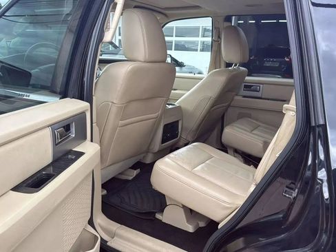 Used 2017 Ford Expedition Limited AWD/4WD image 27