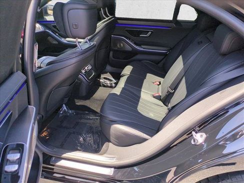 Used 2022 Mercedes-Benz S 500 4MATIC image 21