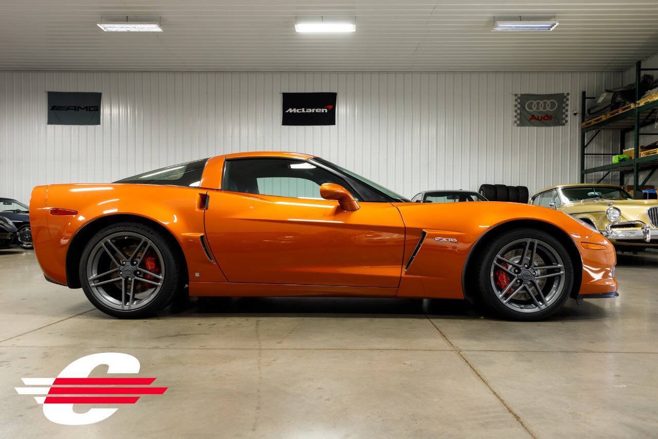 Used 2008 Chevrolet Corvette Z06 w/ Preferred Equipment Group RWD image 2