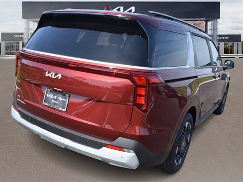 New 2026 Kia Carnival EX image 3