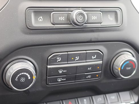 Used 2022 Chevrolet Silverado 1500 Custom RWD image 23