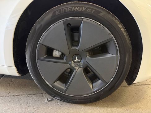 Used 2023 Tesla Model 3 Standard Range RWD image 30