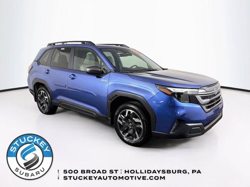 Used 2025 Subaru Forester Premium w/ Protection Package (1PH) AWD/4WD image 1