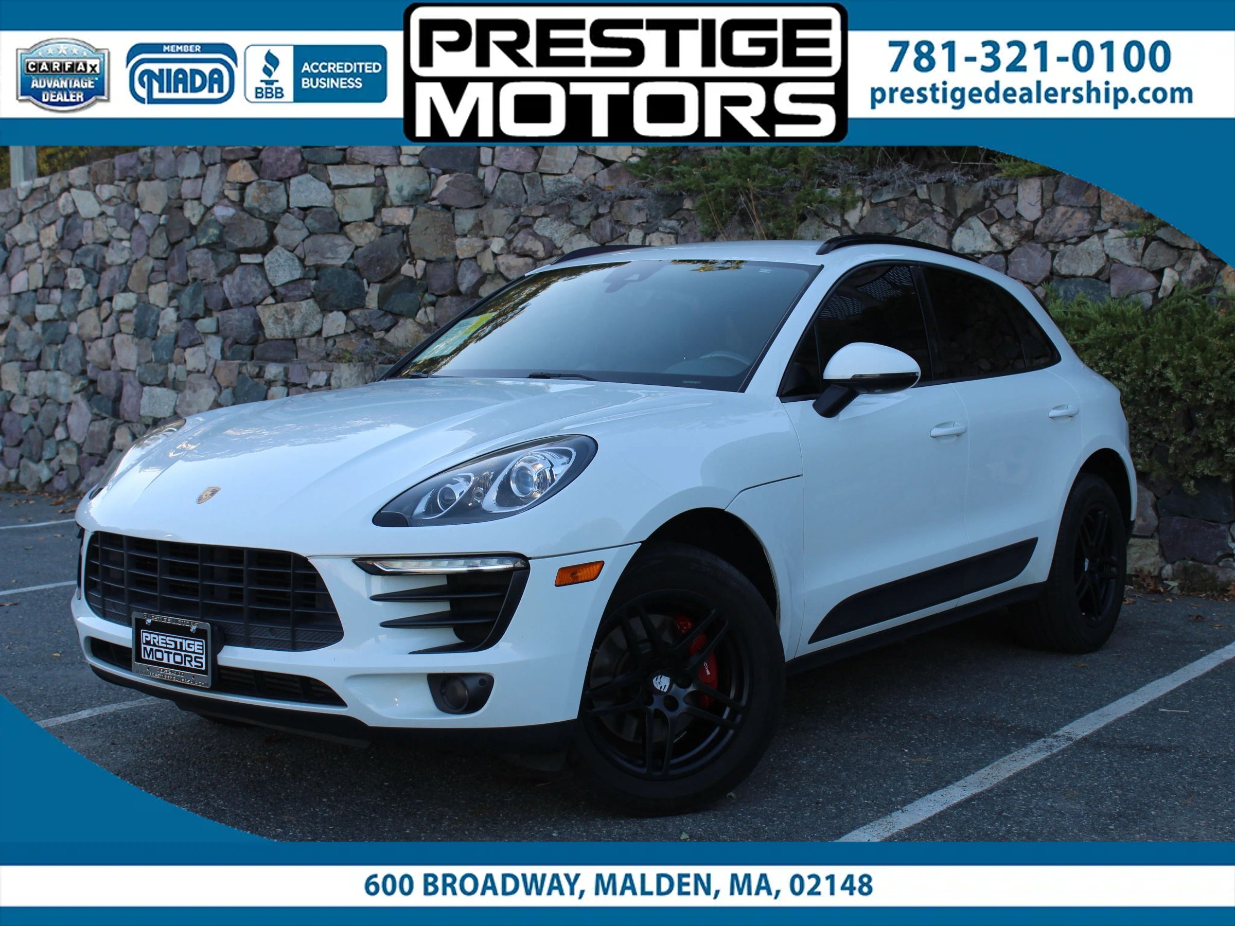 Used 2017 Porsche Macan AWD/4WD image 1