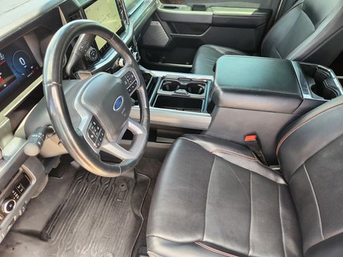 Used 2023 Ford F250 Lariat w/ Lariat Ultimate Package AWD/4WD image 13