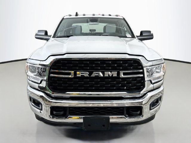Used 2022 RAM 2500 Big Horn w/ Snow Chief Group AWD/4WD image 2