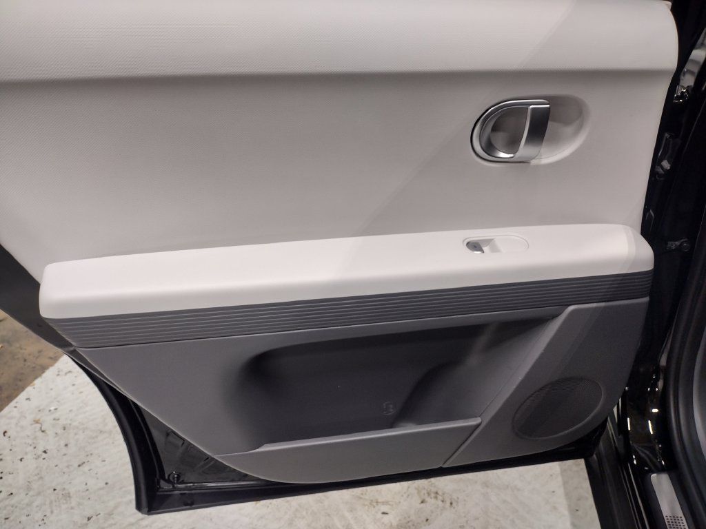 Certified 2024 Hyundai Ioniq 5 SEL AWD/4WD image 25