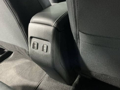 Used 2023 Nissan Kicks SV image 19