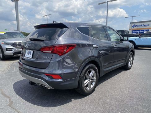 Used 2017 Hyundai Santa Fe Sport FWD image 5
