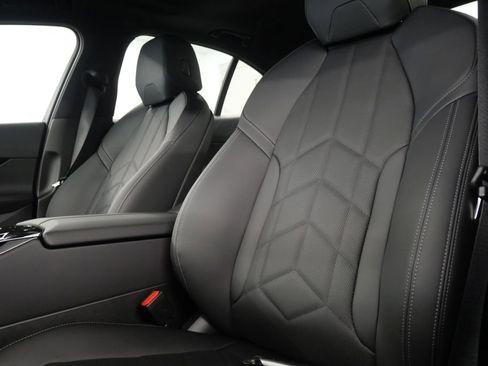 Used 2025 BMW 530i w/ Premium Package image 12