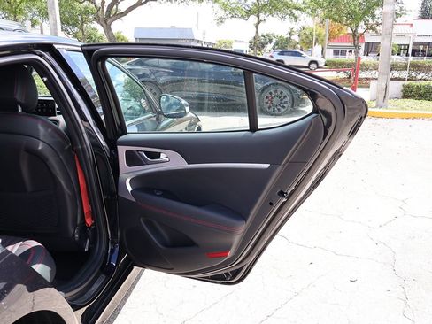 Used 2023 Genesis G70 2.0T w/ Sport Prestige Package image 27