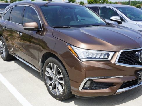 Used 2019 Acura MDX FWD w/ Advance Package image 3