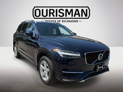 Used 2017 Volvo XC90 T5 Momentum w/ Vision Package