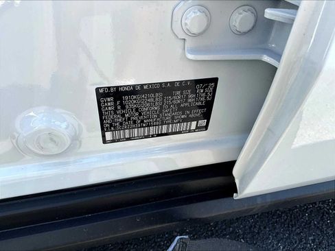 New 2026 Honda HR-V LX image 17