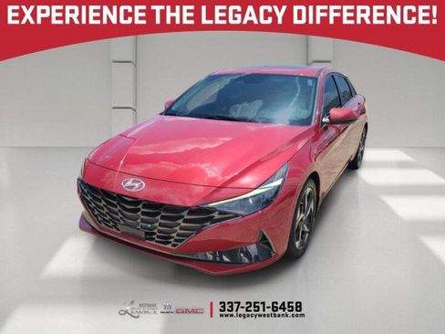 Used 2022 Hyundai Elantra SEL w/ Convenience + Premium Package FWD image 1