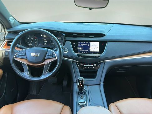 Certified 2023 Cadillac XT5 Premium Luxury w/ Technology Package FWD image 15