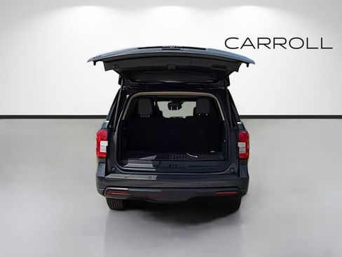 Used 2022 Ford Expedition XLT RWD image 12