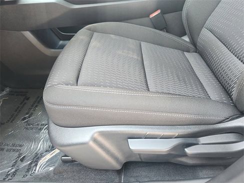 Used 2026 Chevrolet Equinox LT FWD image 24