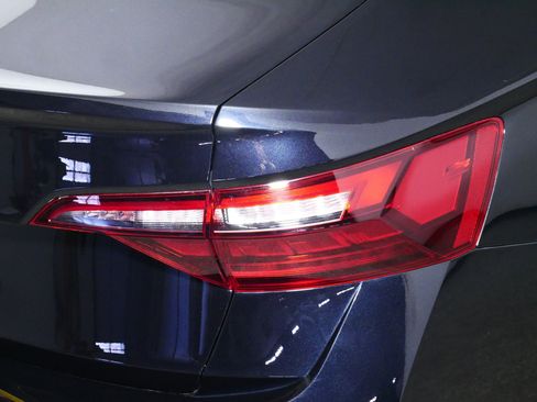 Used 2022 Volkswagen Jetta Sport image 17