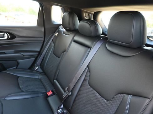 New 2026 Jeep Compass Latitude AWD/4WD image 23