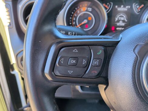 Used 2022 Jeep Wrangler Unlimited Willys image 16