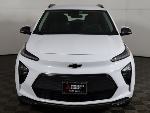 Used 2022 Chevrolet Bolt EUV LT w/ Comfort Package image 10