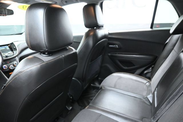 Used 2019 Chevrolet Trax LT FWD image 24