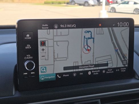 Used 2024 Honda Pilot Touring image 4