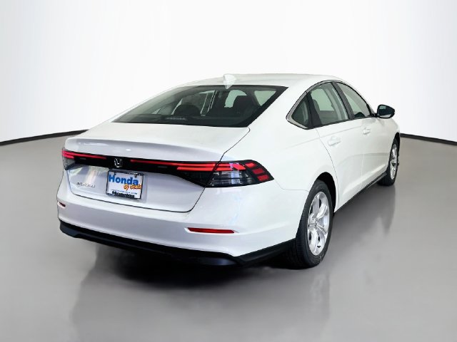 New 2026 Honda Accord LX image 7