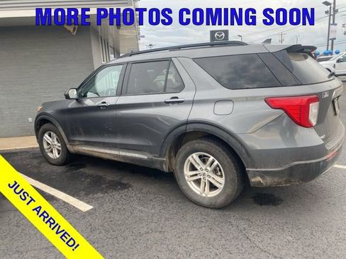 Certified 2023 Ford Explorer XLT w/ Equipment Group 202A image 4